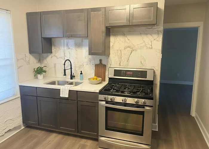 Retreat Apartment *
